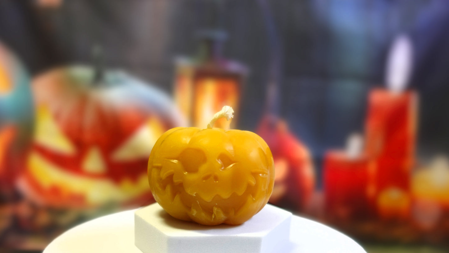 Kerze "Twinkle" 🎃 Handgegossen