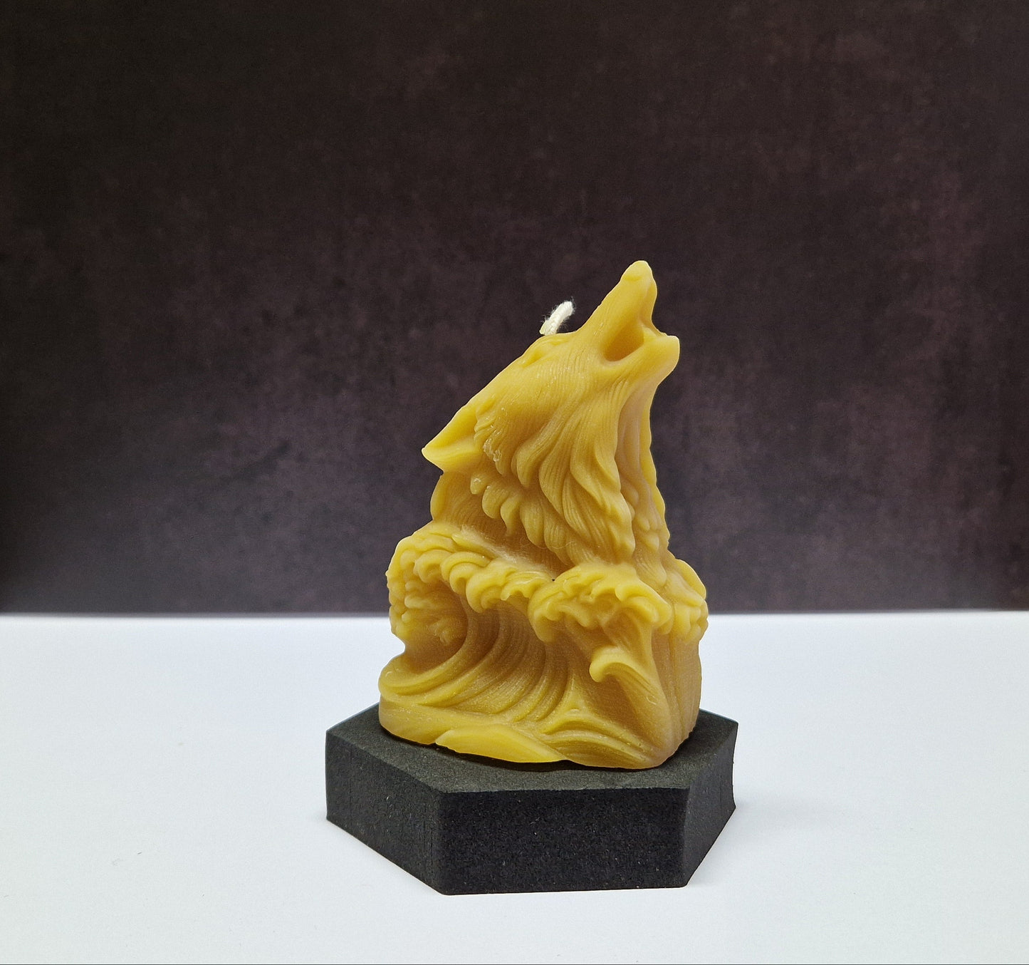 Kerze Jaulender Wolfskopf