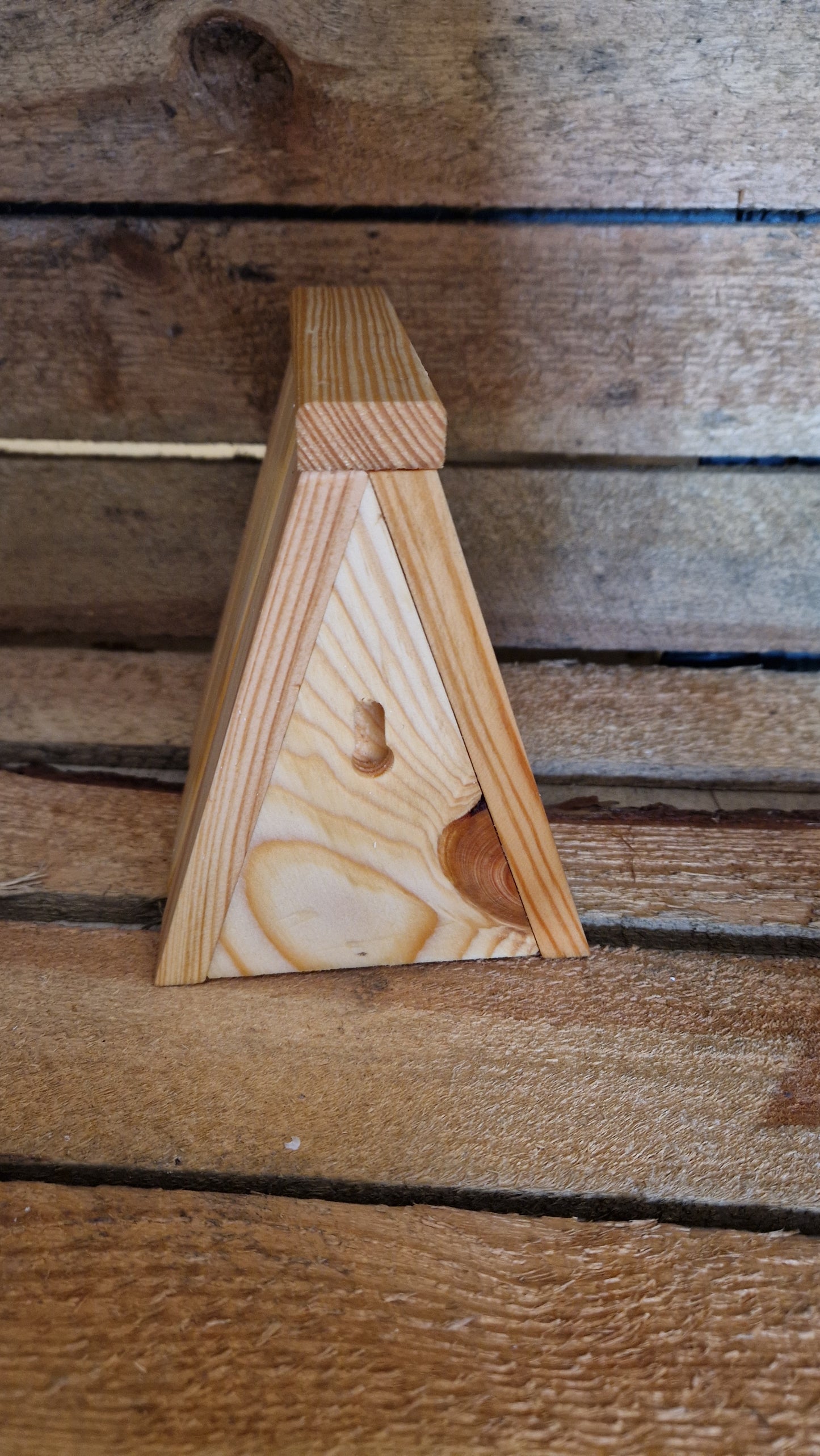 Insektenhotel "Tipi"