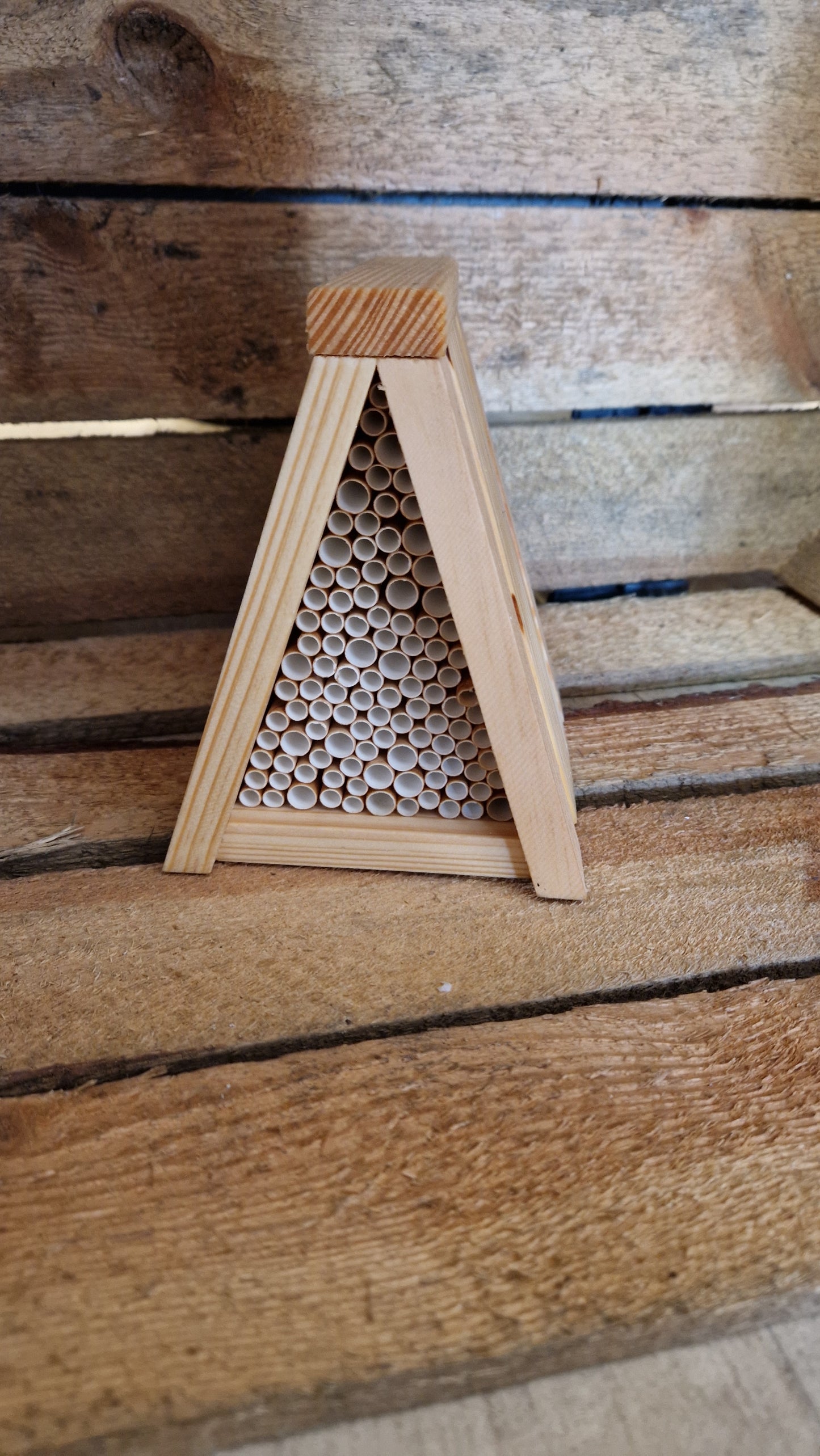 Insektenhotel "Tipi"