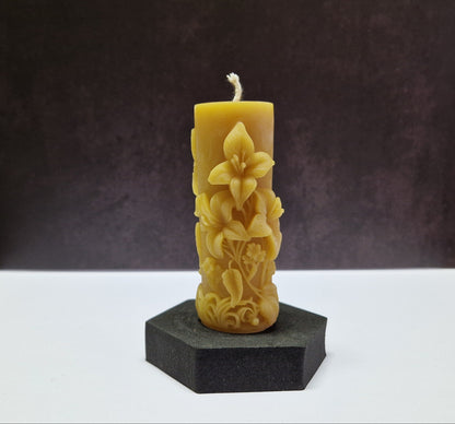 Kerze 3 Lilien Motiv