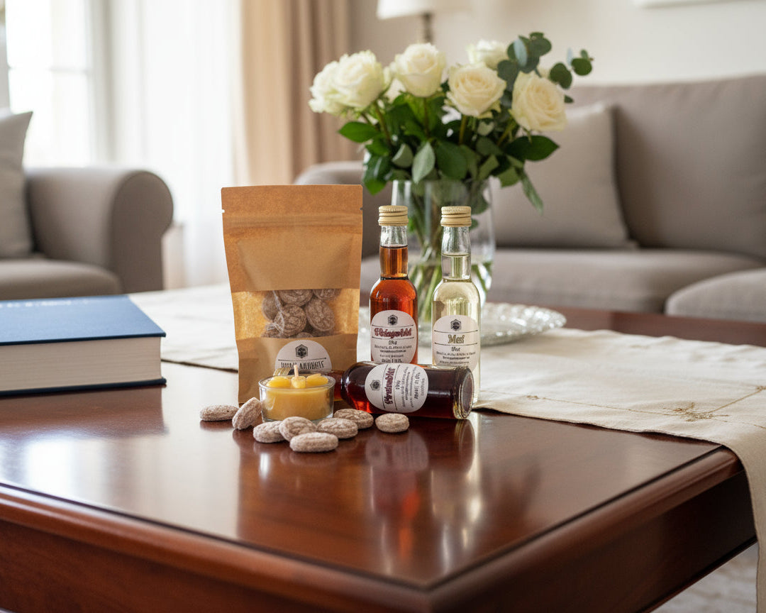 Geschenk-Set -Bee Joy-Honigwein-Bienenwachskerzen-Honigbonbons-1