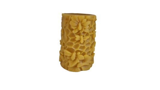 Kerze Bienchen und Blümchen auf Wabe
