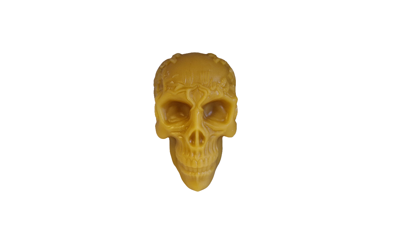 Totenkopf mit Blumenkranz