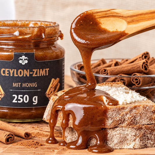 Ceylon-Zimt mit Honig - fein & mild – Honig auf rustikalem Brot
