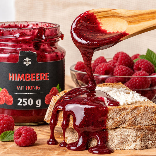 Himbeere mit Honig - fruchtig & süß – Honig auf rustikalem Brot