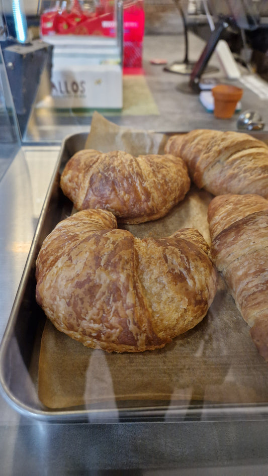 Butter Croissant to GO